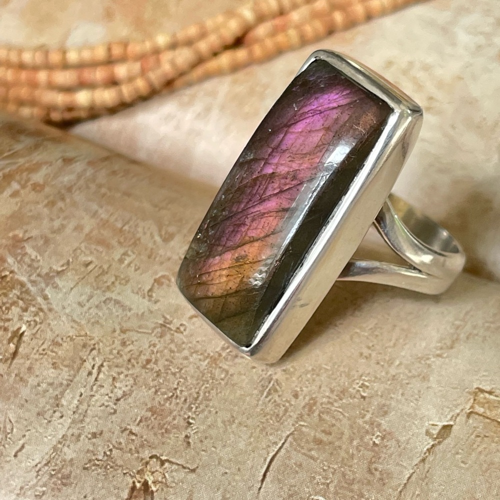 “BOHO” 925 Sterling Silver Natural Labradorite Ring | adjustable Ring - Picture 5 of 16